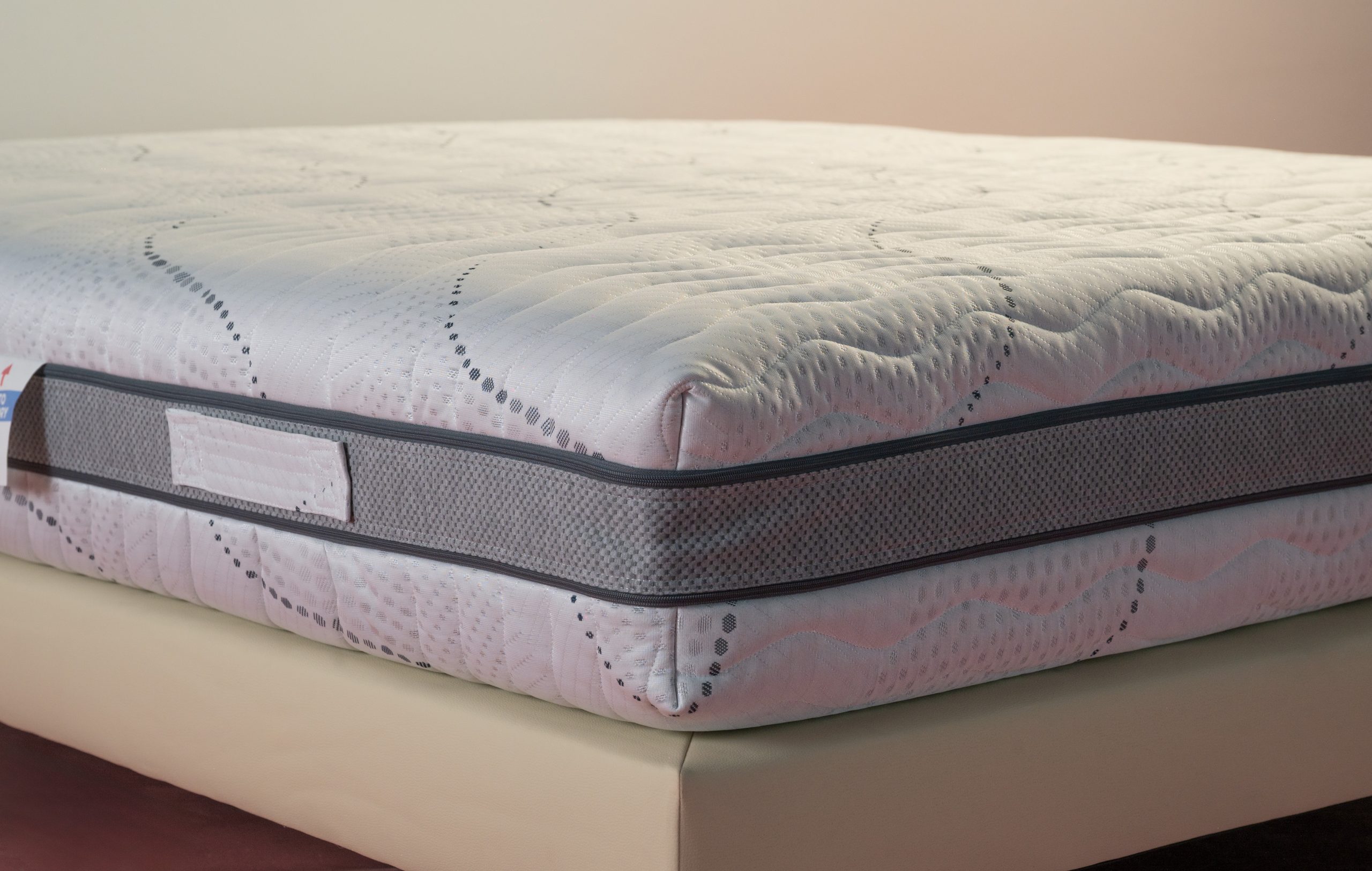Materasso matrimoniale a molle insacchettate e memory foam – Modello Venezia - immagine 4
